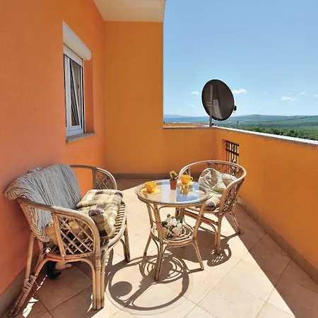 Two-bedroom In Donja Apartment