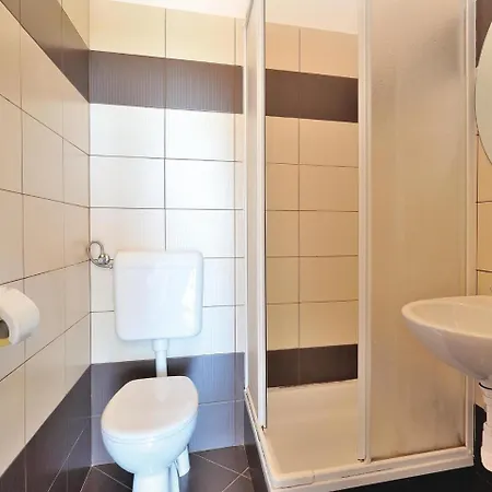 Two-bedroom In Donja * Slivnica